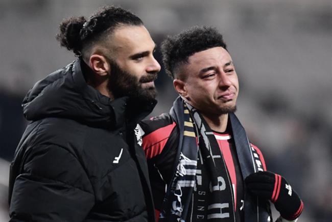 Lingard roi nuoc mat trong ngay chia tay FC Seoul. anh: Sportschosun